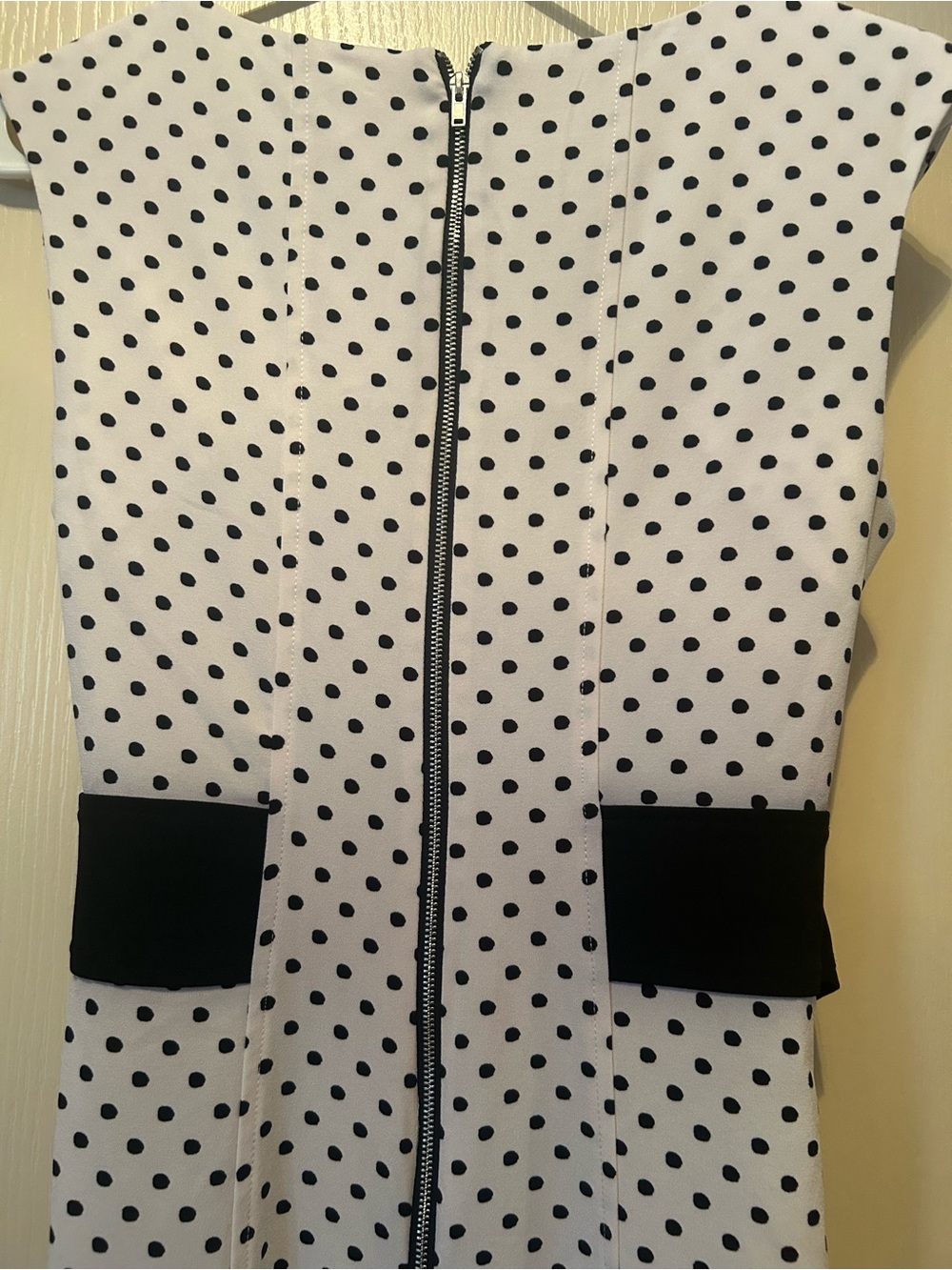 Danny & Nicole White Polka Dot Wide-Leg Jumpsuit with Black Waistband - Picture 7 of 8